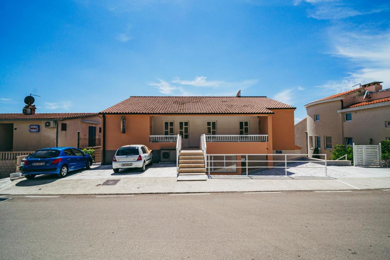 Sea Paradise Brela Exterior foto