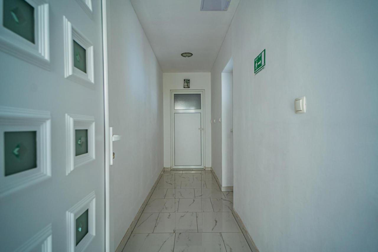 Sea Paradise Brela Exterior foto